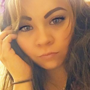 Meet your Posher, Raiza g.